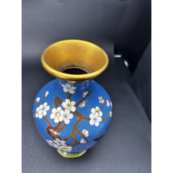 Vintage Chinese 8 1/4" BLUE CLOISONNE VASE Enamel Brass Cherry Blossom w/Bird - Picture 3 of 16
